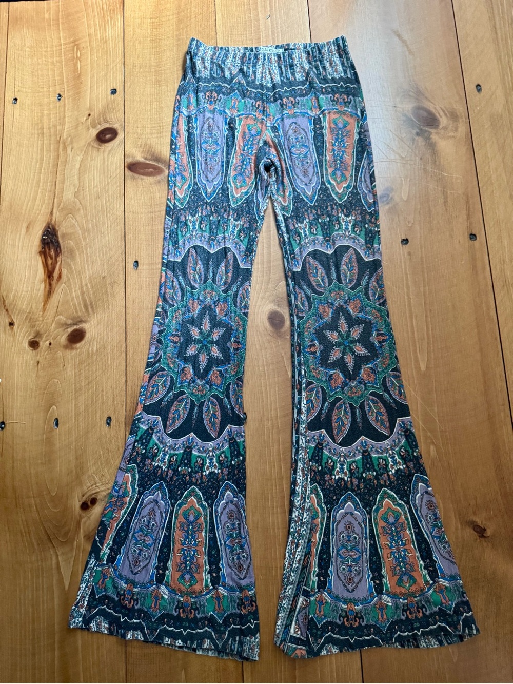 Novella Royale Janis Bells Paisley Boho Flare Pants Size M